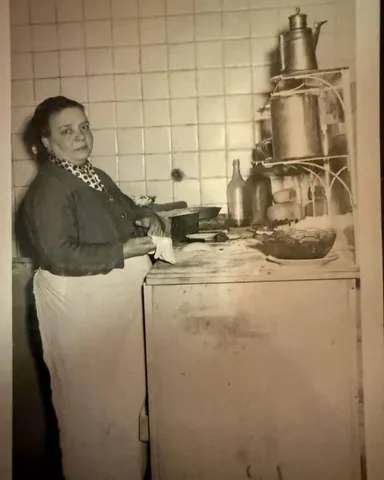 Foto d’archivio: la famiglia in cucina